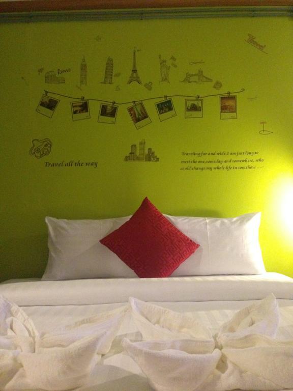 K2 Backpacker Hostel Khaulak Szoba fotó